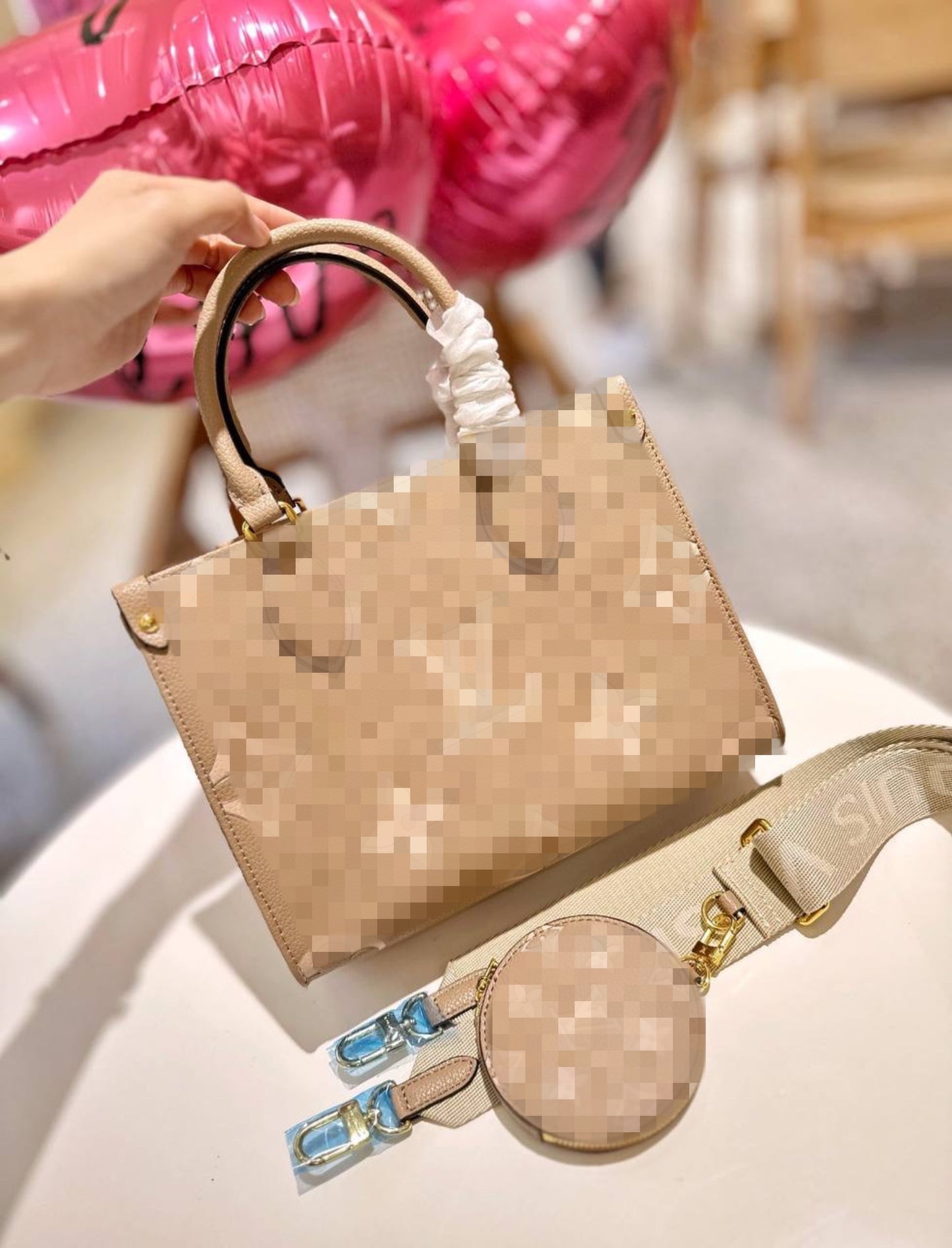 Thick Strap On The Go