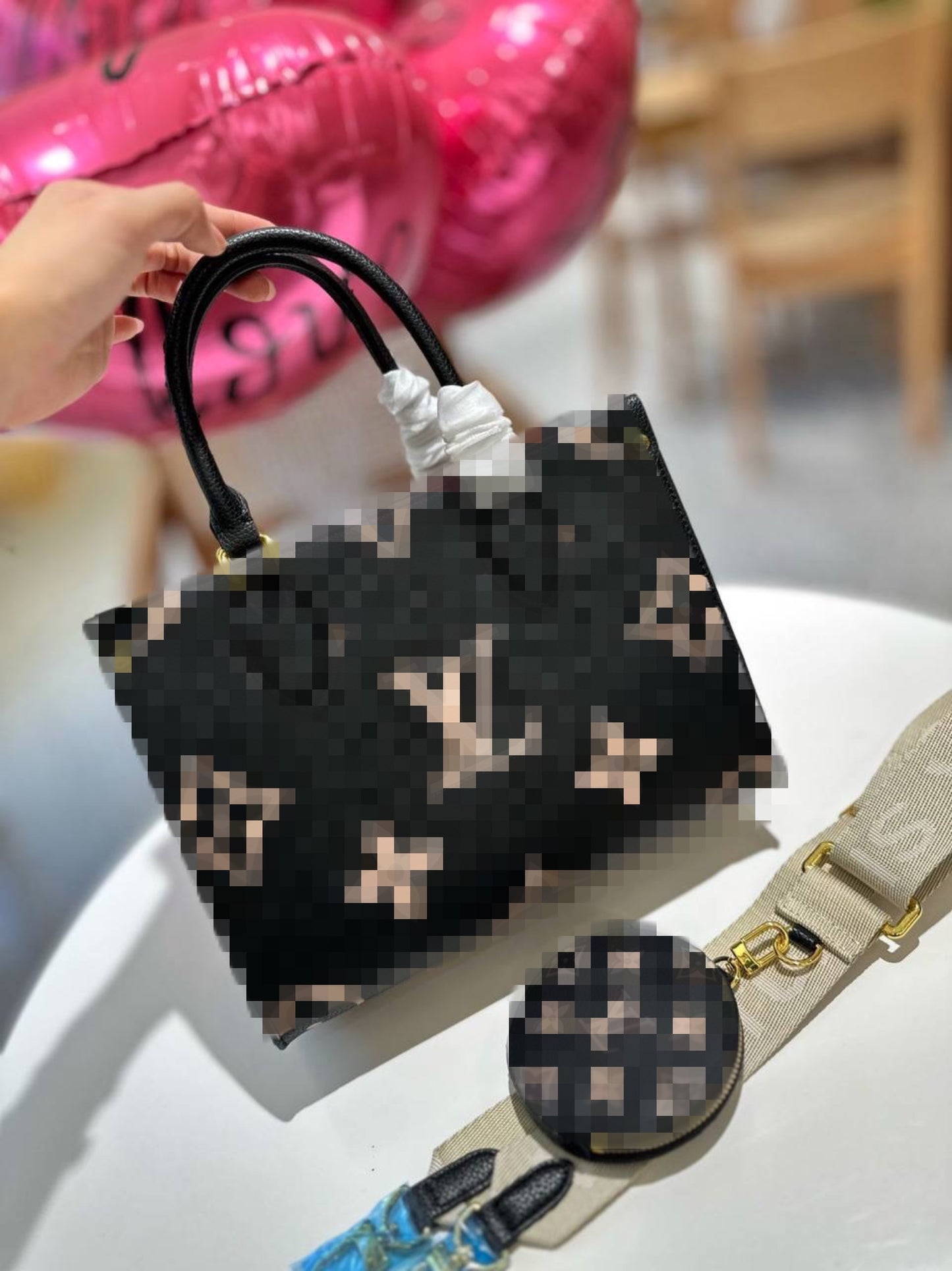 Thick Strap On The Go