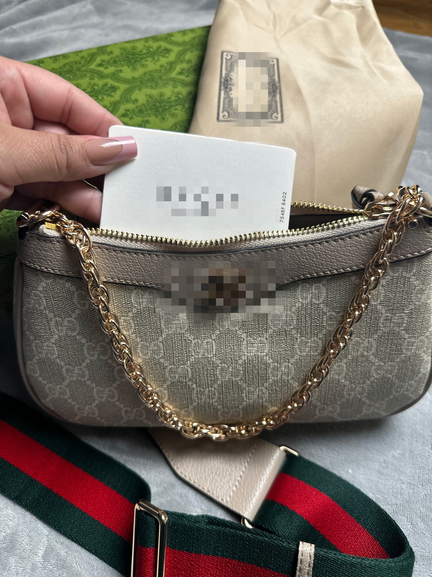 G-shoulder strap purse